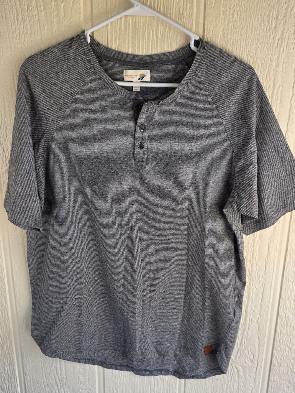 Men's Fundamental Coast Grey Short-Sleeve Henley Shirt, Size XL